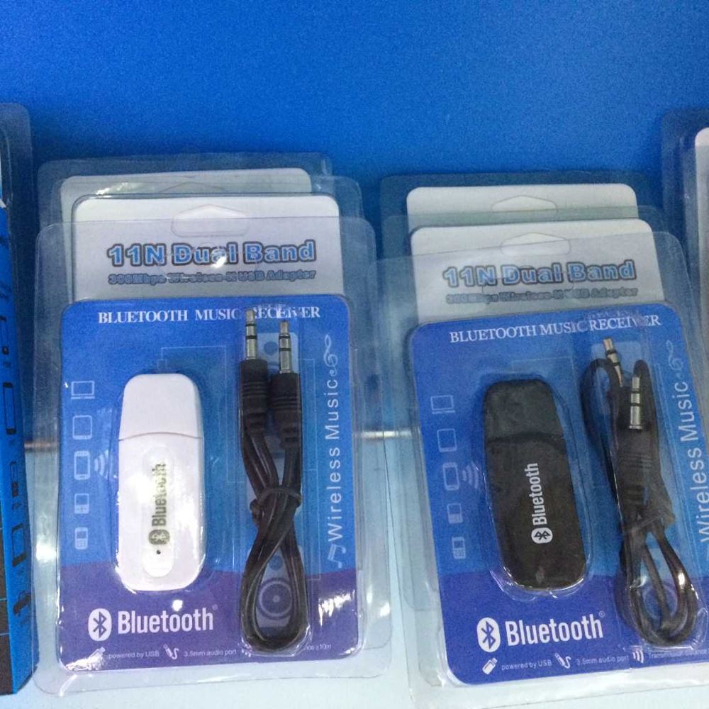 USB%20Wireless%20Bluetooth%204.0%20Adapter%20Bluetooth%20Flash%20Drive%20With%203.5mm%20Audio%20Data%20Cable%20USB%20Power%20Supply%20For%20PC%20Laptop%20Computer%20-%20Image%207