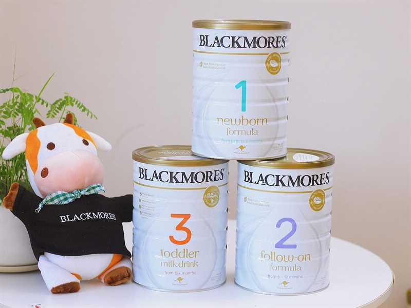 Sữa Black Mores 900g