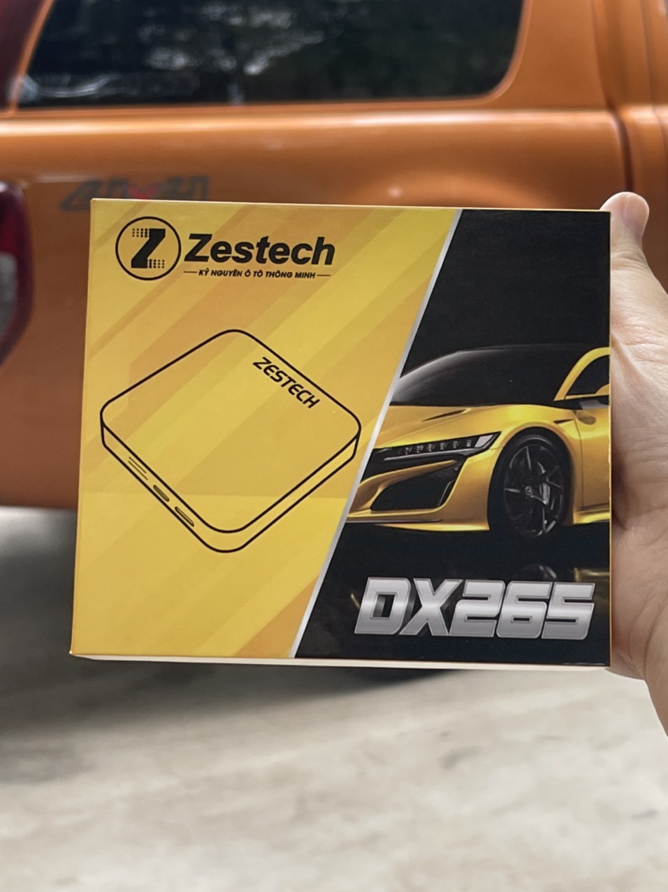 Carplay Android Box Zestech DX265 (Tặng Sim 4G, Vietmap bản quyền, Phần mềm giọng nói Kiki)