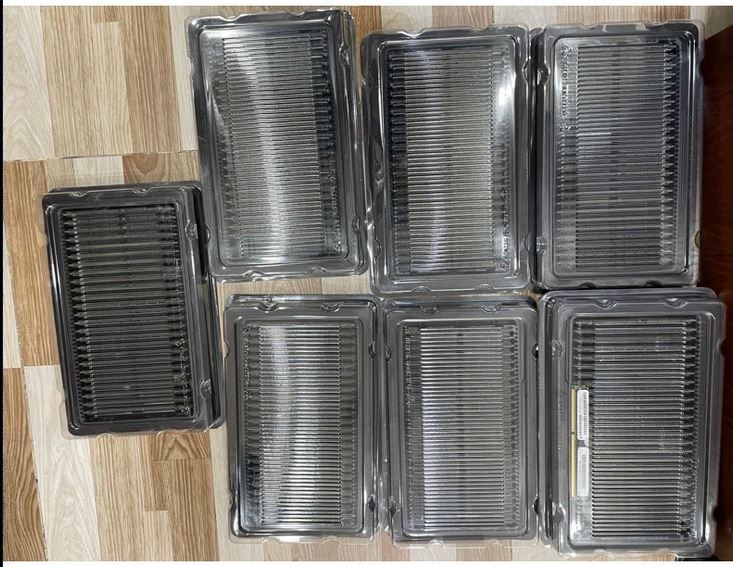 [thanh lý]Khay đựng ram PC có nắp