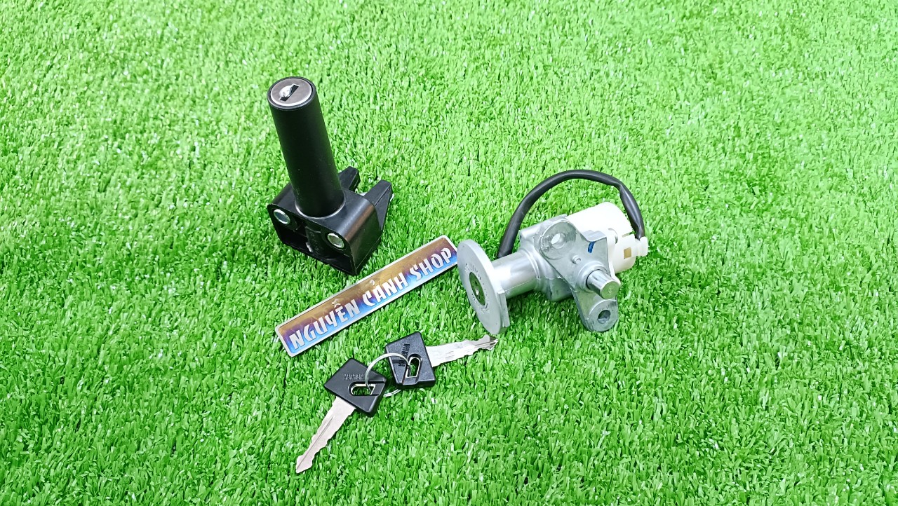 Bộ ổ khóa xe taurus nhật trước và sau