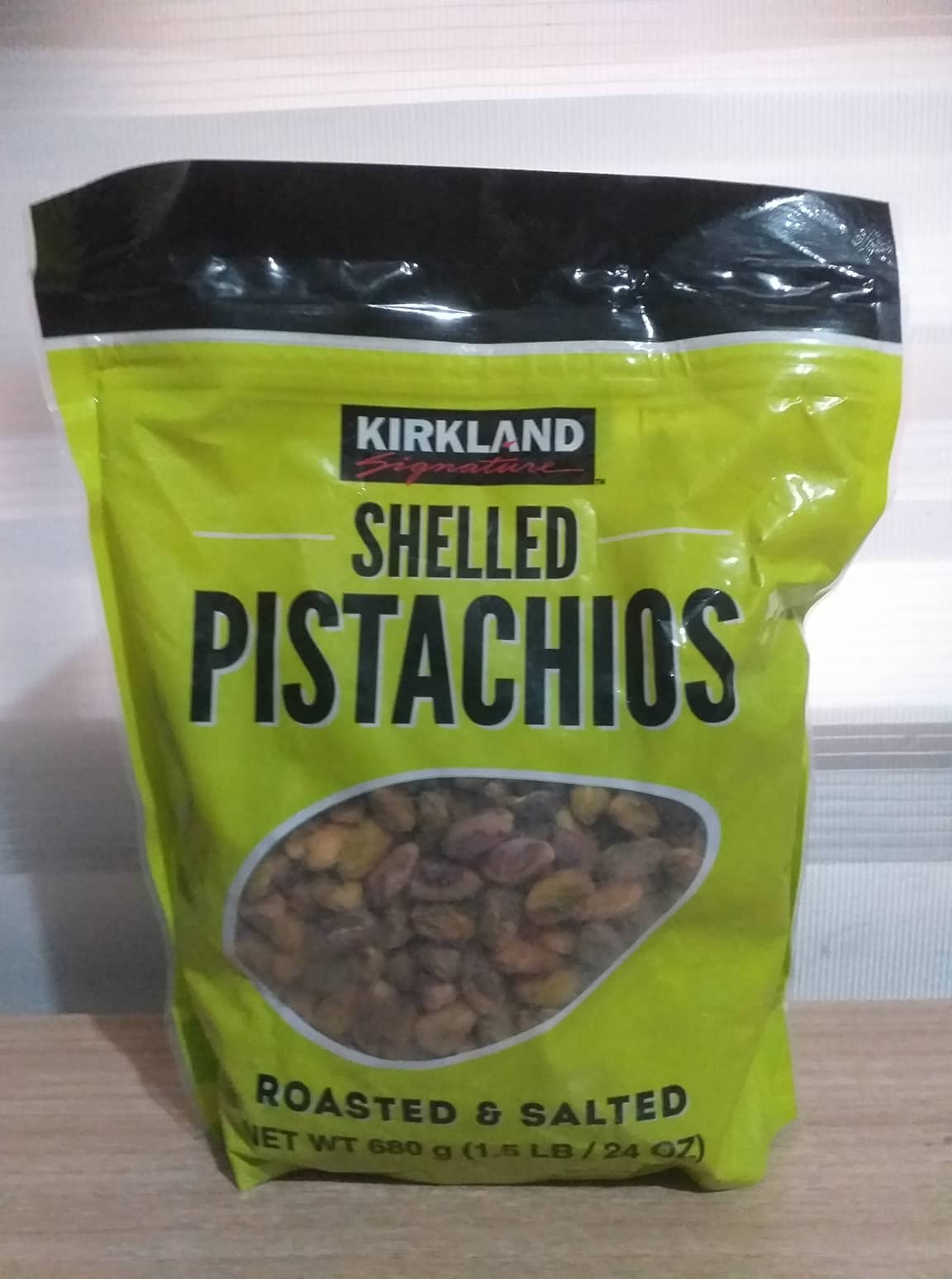 Kirkland Signature Shelled Roasted & Salted Pistachios 1.5 lbs