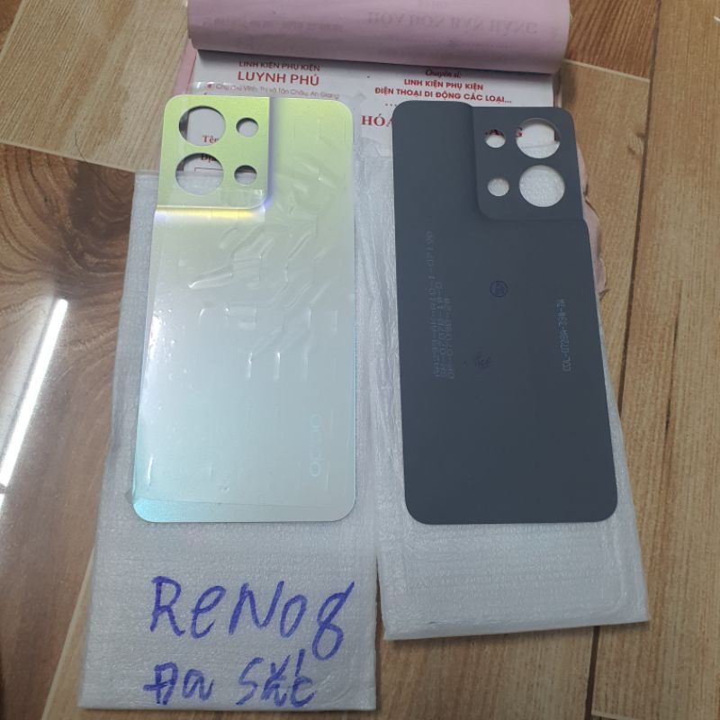 Nắp lưng Oppo Reno 8 5G bao test đỗi trã(lưng nhựa)