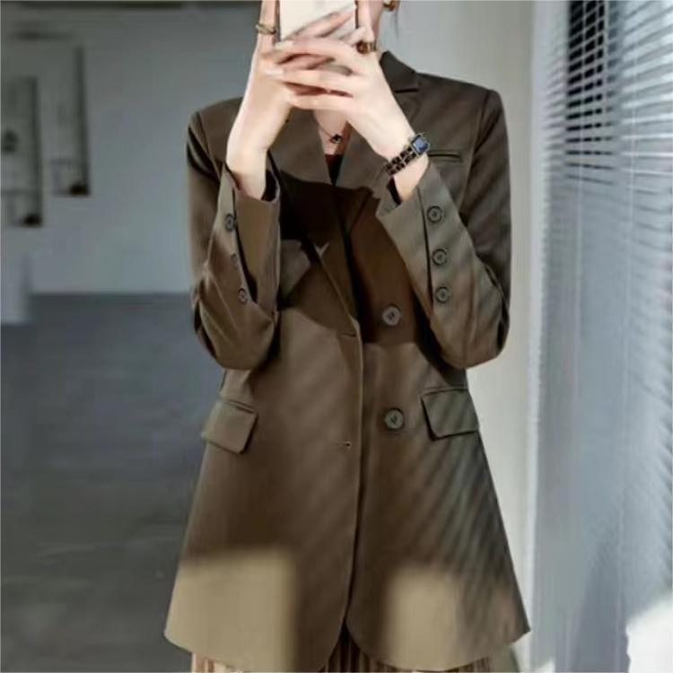 Small suit jacket women 2023 new explosive temperament foreign style loose Korean women's casual suit