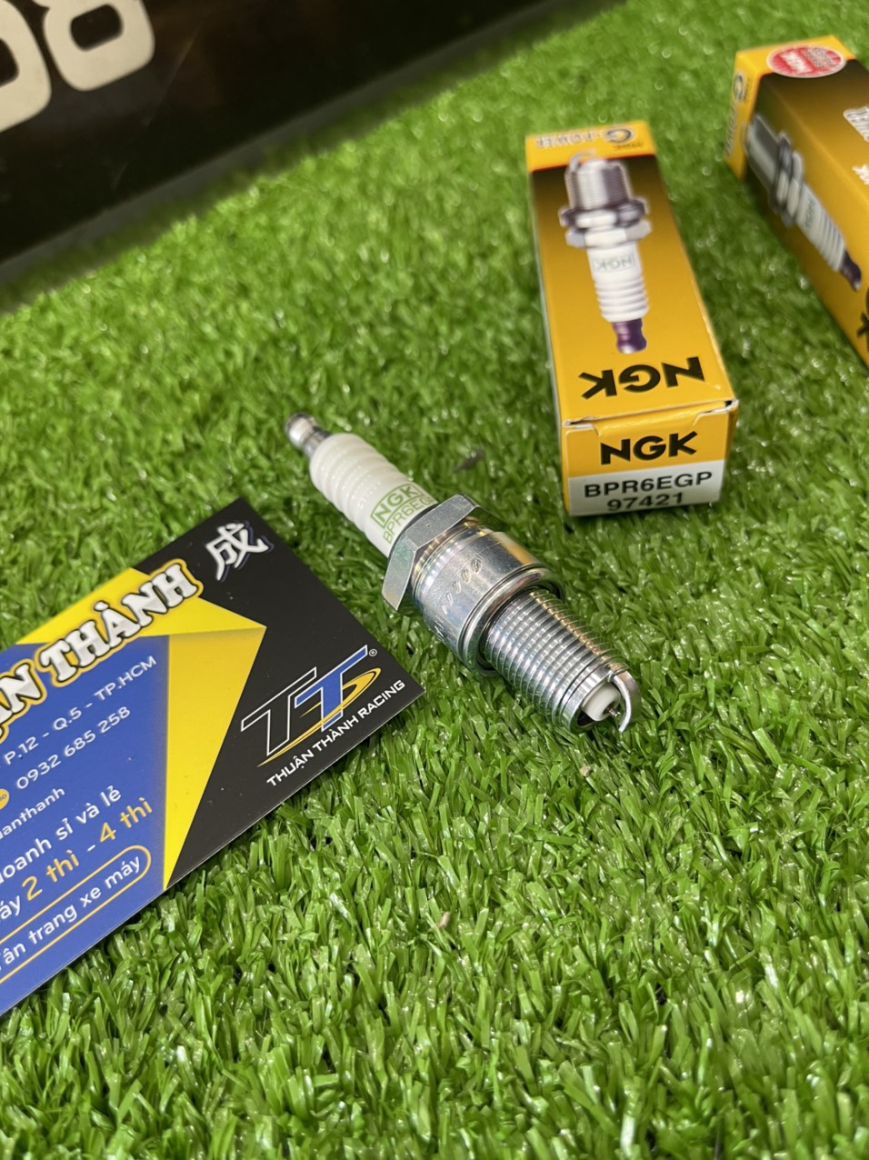 Bugi bạch kim sport , Yaz BPR6 NGK