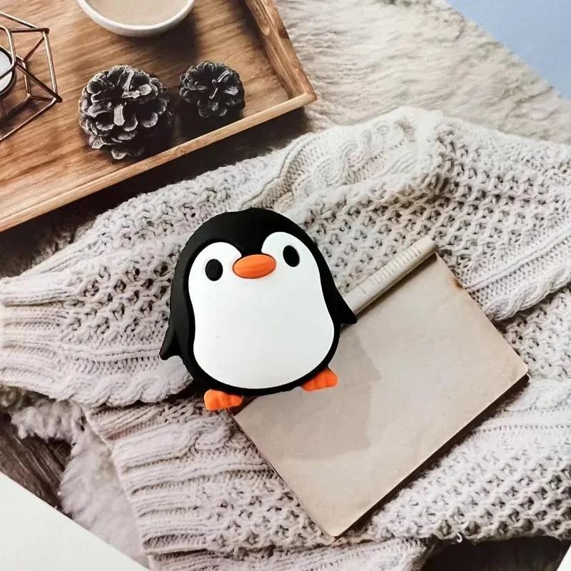 Yuanyan%201Pc%20Cute%20Penguin%20Cable%20Protector%20Cartoon%20Charger%20Protector%20Cable%20Winder%20Organizer%20Data%20Line%20Cord%20Protective%20Cover%20For%20iPhone%20-%20Image%204