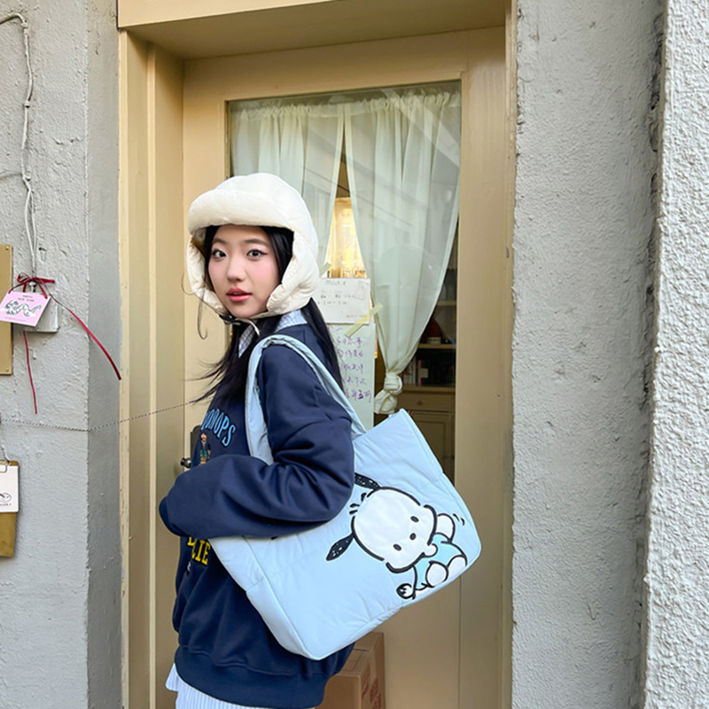 Sanrio%20Kawaii%20Hello%20Kitty%20Kuromi%20Tote%20Bags%20Cute%20My%20Melody%20Pochacco%20Cartoon%20Down%20Cotton%20Large%20Capacity%20Shoulder%20Bag%20Gifts%20Girls%20MIRRORRR%20-%20Image%208