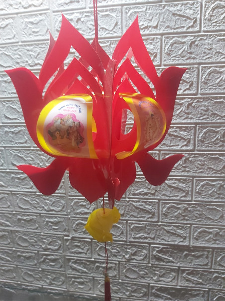 [HCM]Lồng đèn Hoa sen Phật đản size Trung nhựa