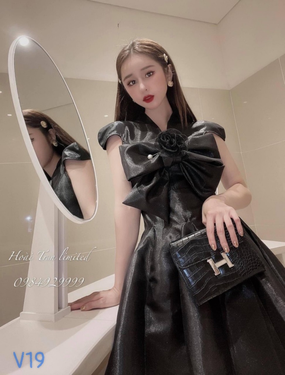 Đầm tapta phối hoa ngực hai màu xinh sang chảnh ld22