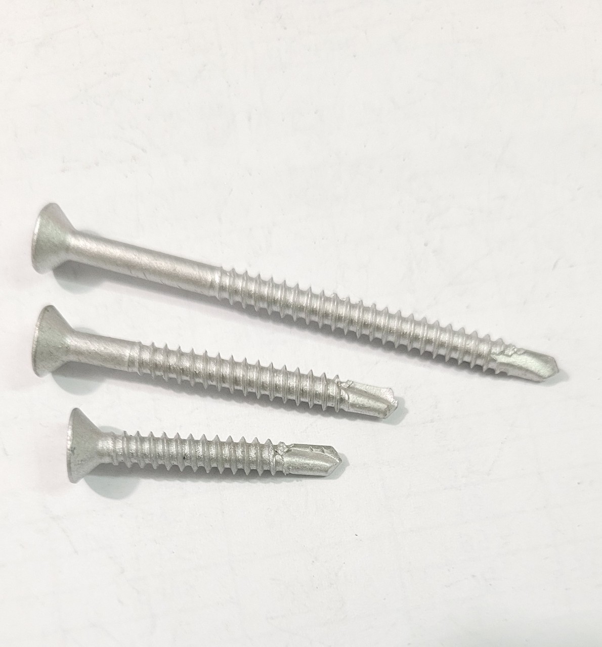 vít ngói mạ kẽm 3F  (200 con )