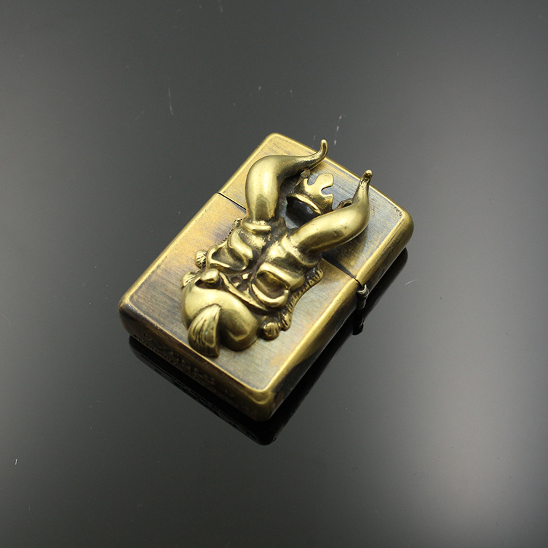 Emblem dán Zippo Hellboy