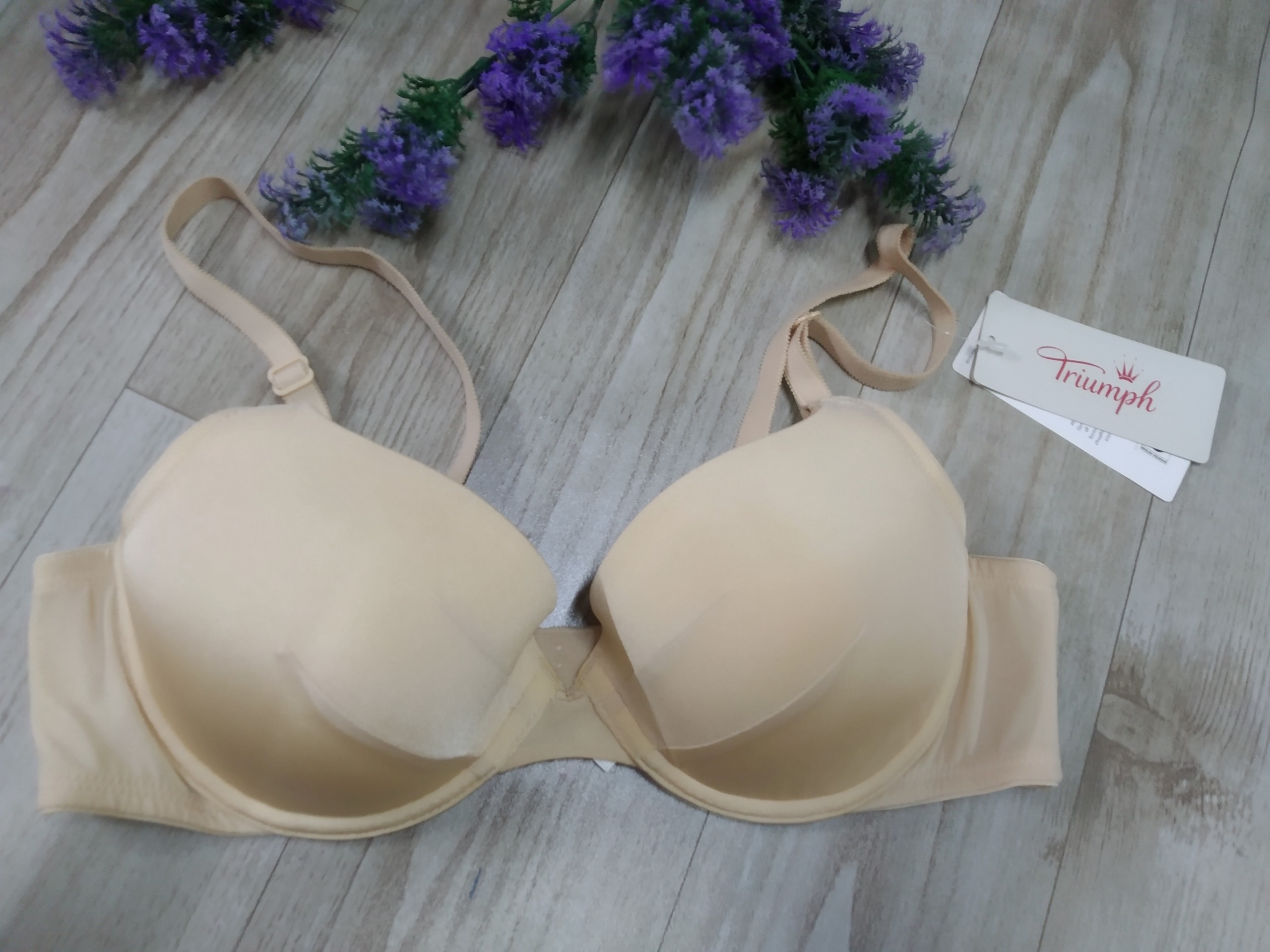 Áo lót nữ Triumph Maximize 280 WHU có gọng, mút vừa