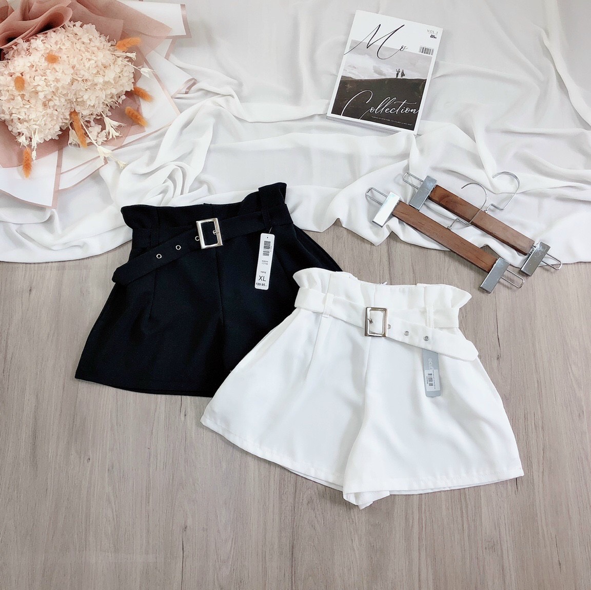 Quần váy xếp ly dễ thương.