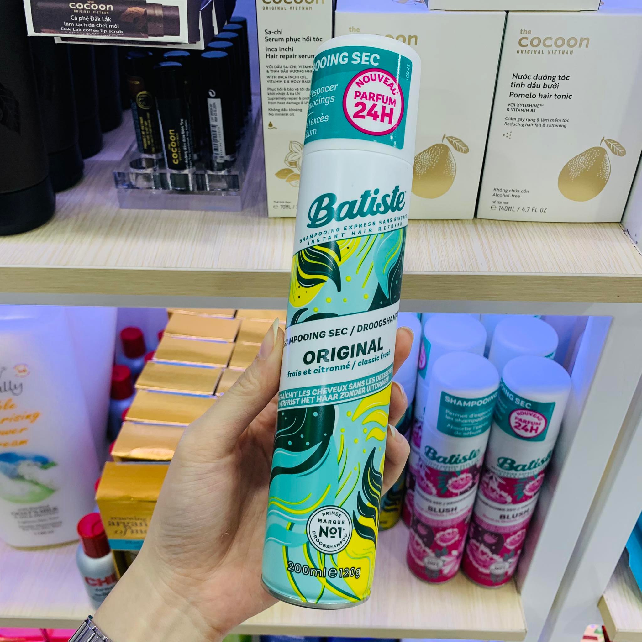 Dầu gội khô Batiste Dry Shampoo 200mL
