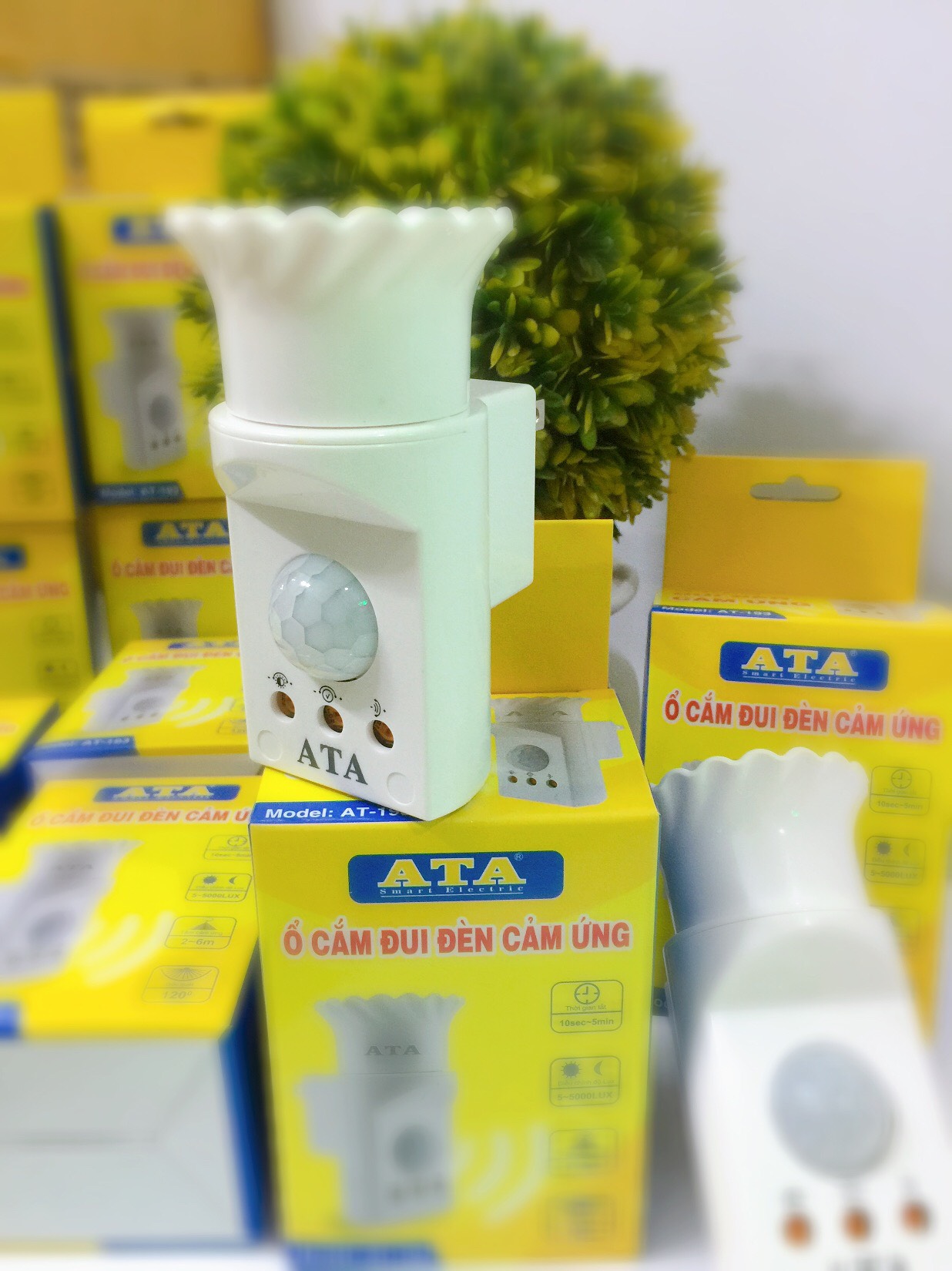 Ổ cắm đui đèn cảm ứng ATA 193 (Đui cảm ứng cắm vào ổ điện 220VAC)(Chỉnh được thời gian, độ lux)