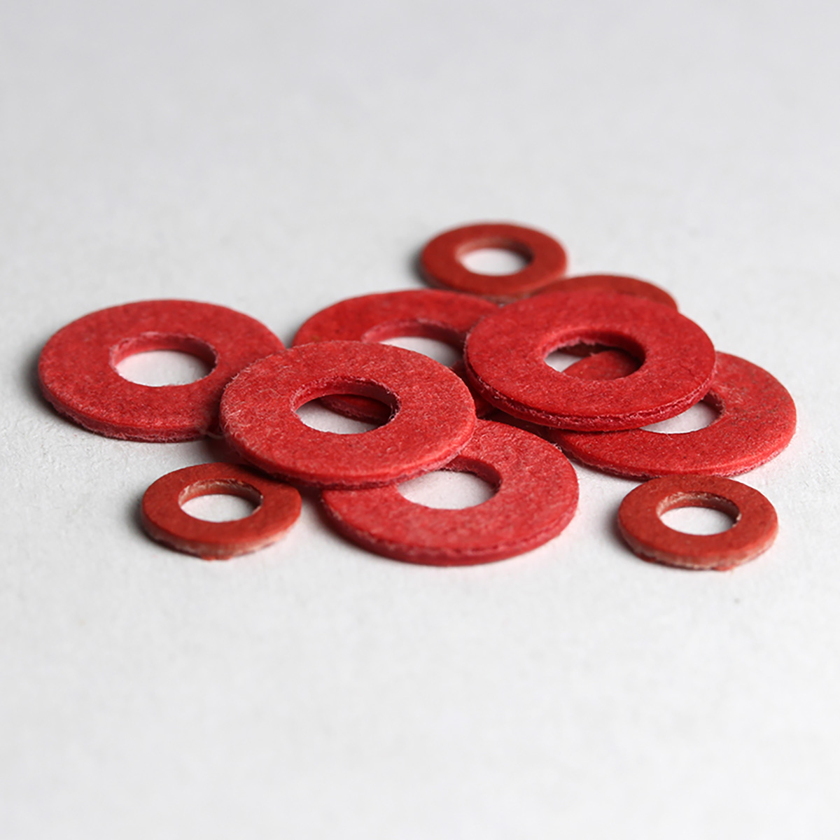 Kit De 600 Rondelles D'Isolation En Papier Acier Rouge - Vulcanisé - Taille ~23x10x3mm