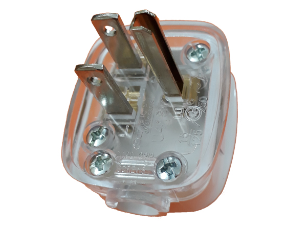 Phích cắm 3 chấu Schneider 250V 16A
