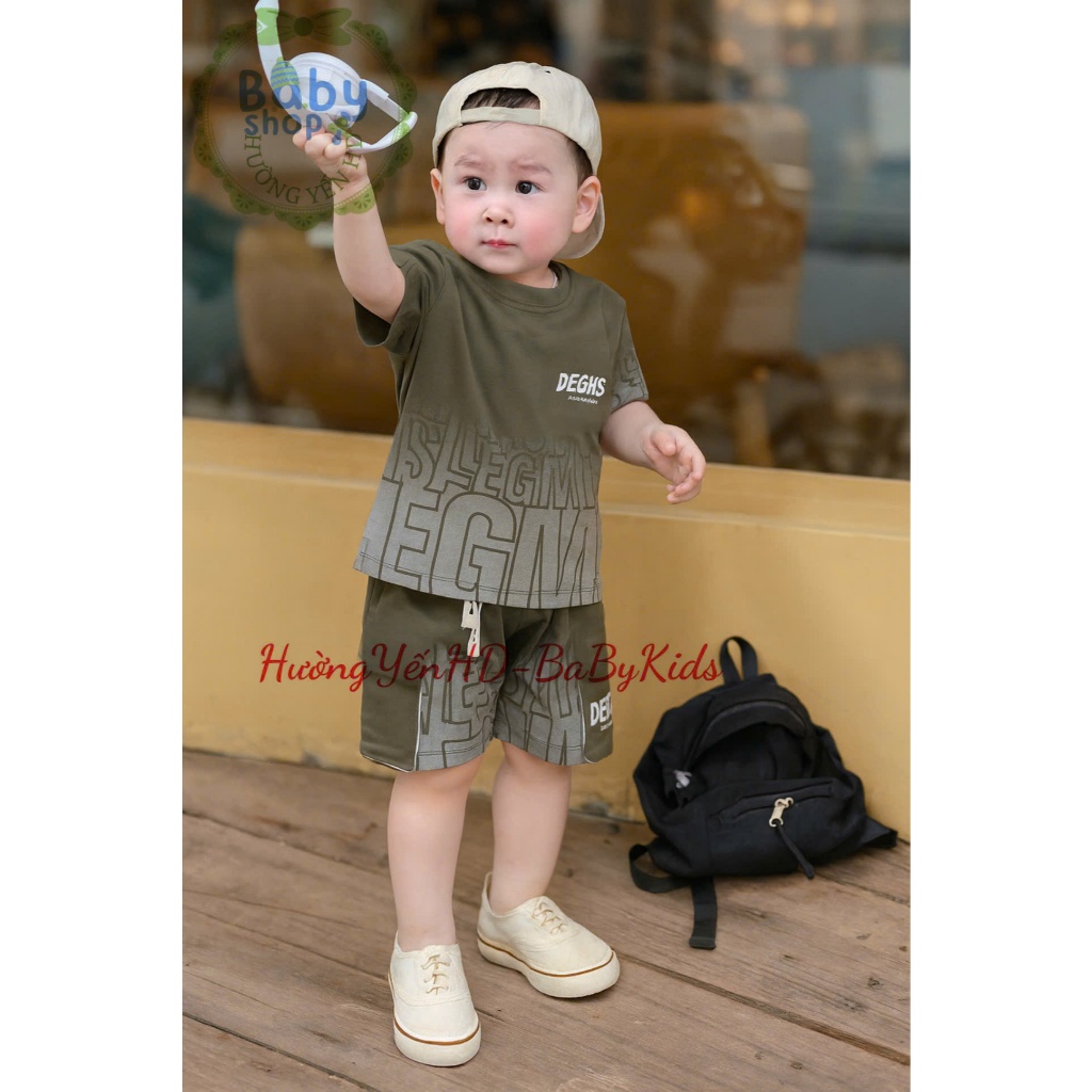 Bộ đồ hè năng động họa tiết DEGM cho bé