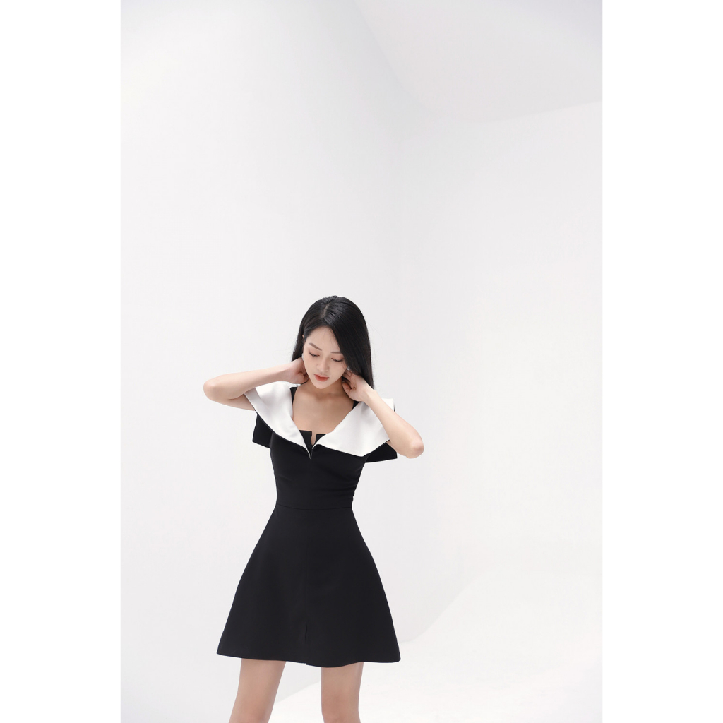 Đầm Dây Đen Phối Cổ Trắng Tùng Xẻ - XIPI