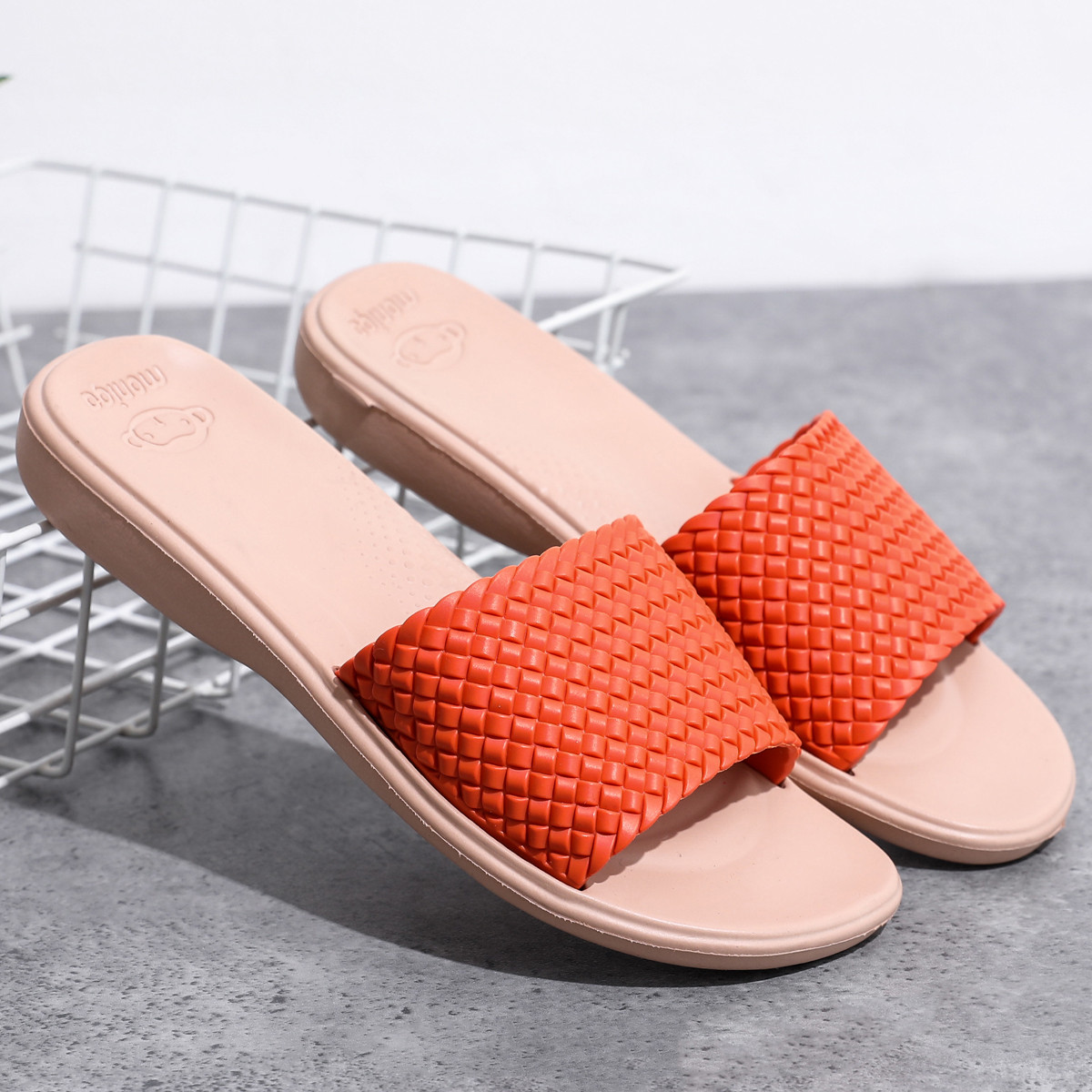 Dép Nữ Thái Lan Quai Ngang Moniga 4.4