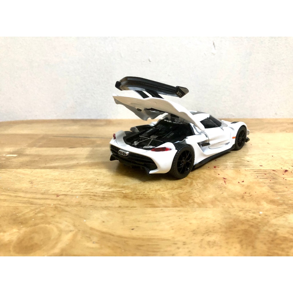 Mô hình xe Koenigsegg Jesko _ Tỷ lệ 1:32