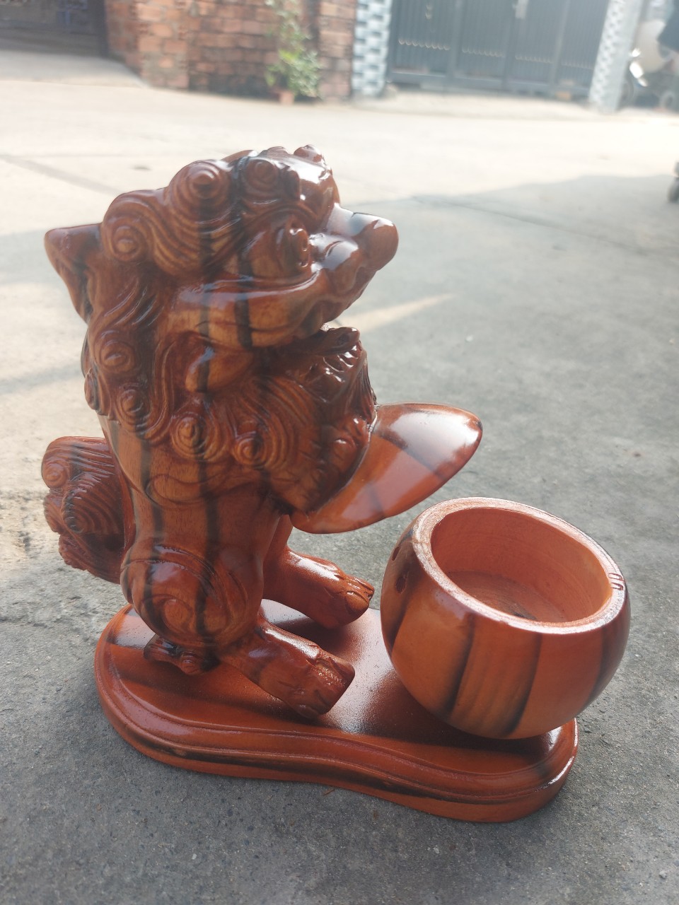Gạt tàn gỗ xà cừ cao cấp vân đẹp - Cao 20cm