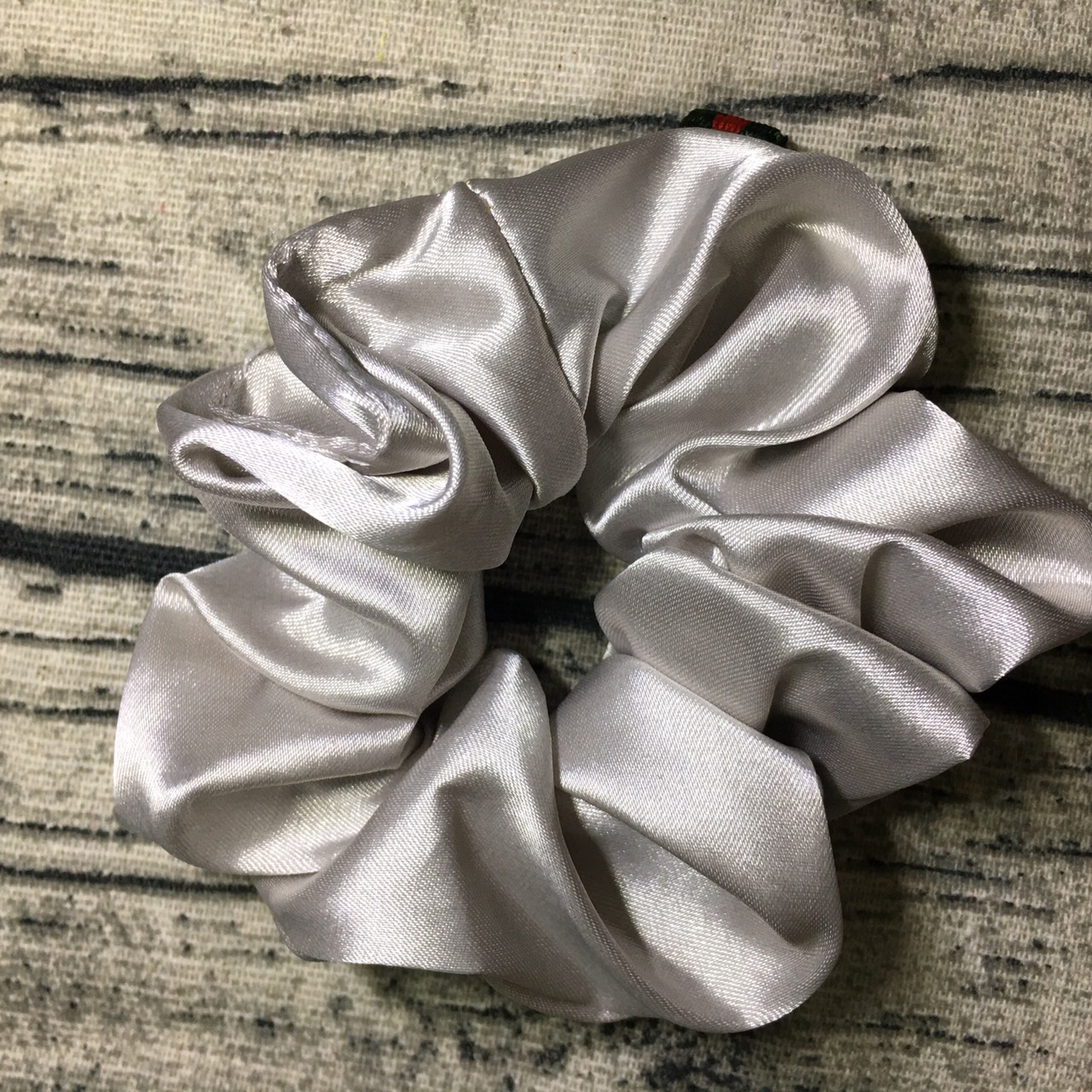 [HCM]Cột tóc Scrunchies nhiều mầu phi bóng, lụa bóng có lựa màu phong cách Hàn Quốc - Selenshop