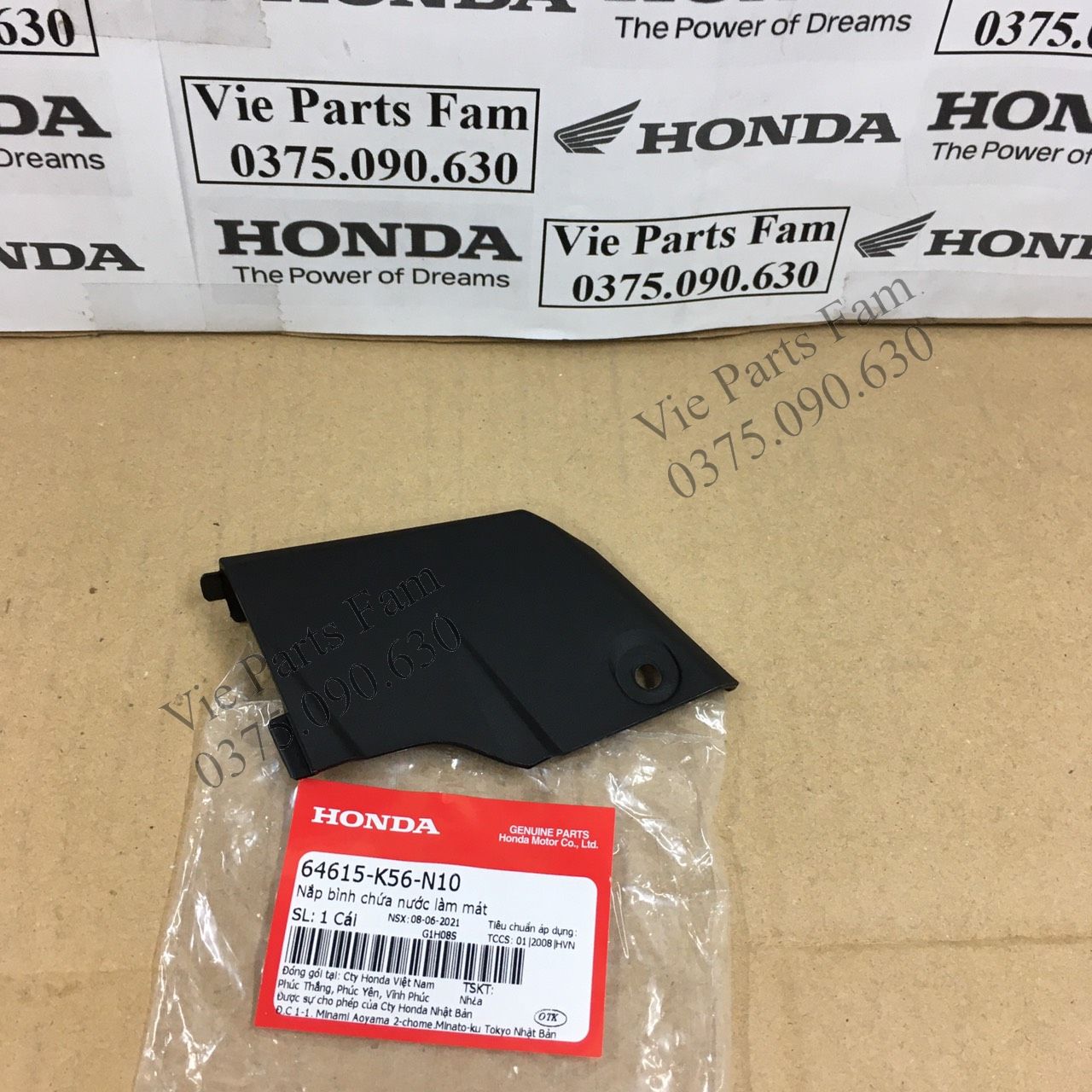NẮP CHE BÌNH NƯỚC WINNER HÀNG DIN HONDA MỚI 100%