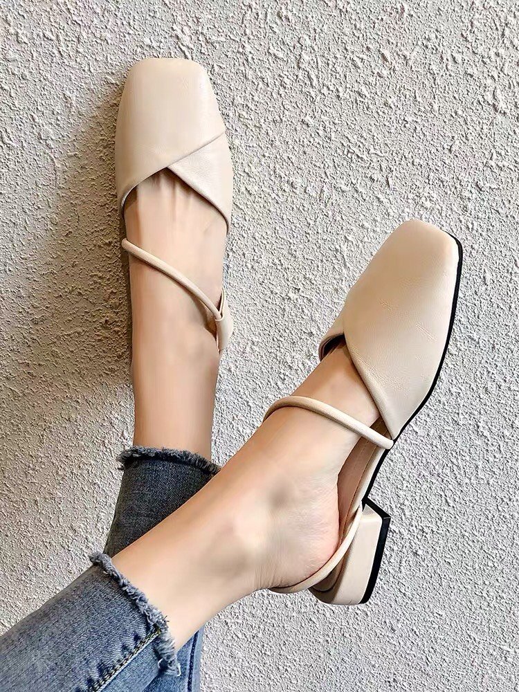 Giày sandal mũi nhọn quay đan kiểu mới
