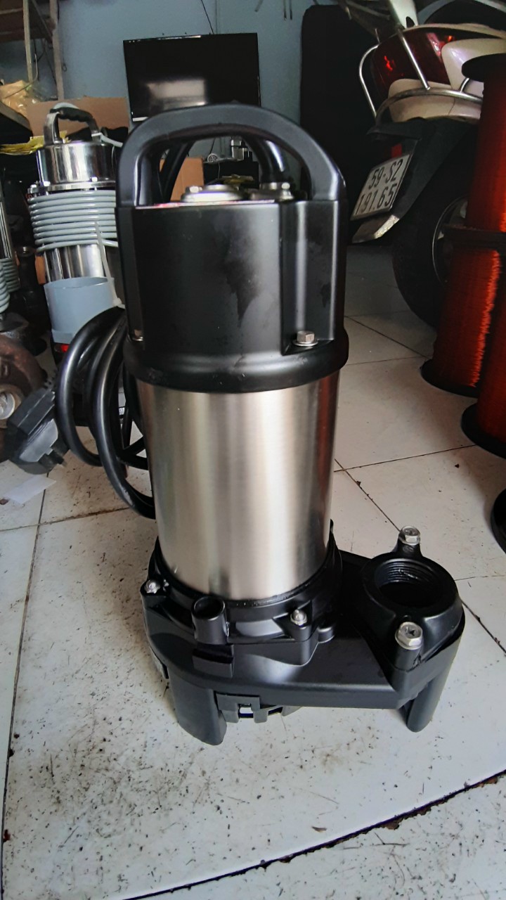 máy bơm chìm bãi nhật 750w_220v