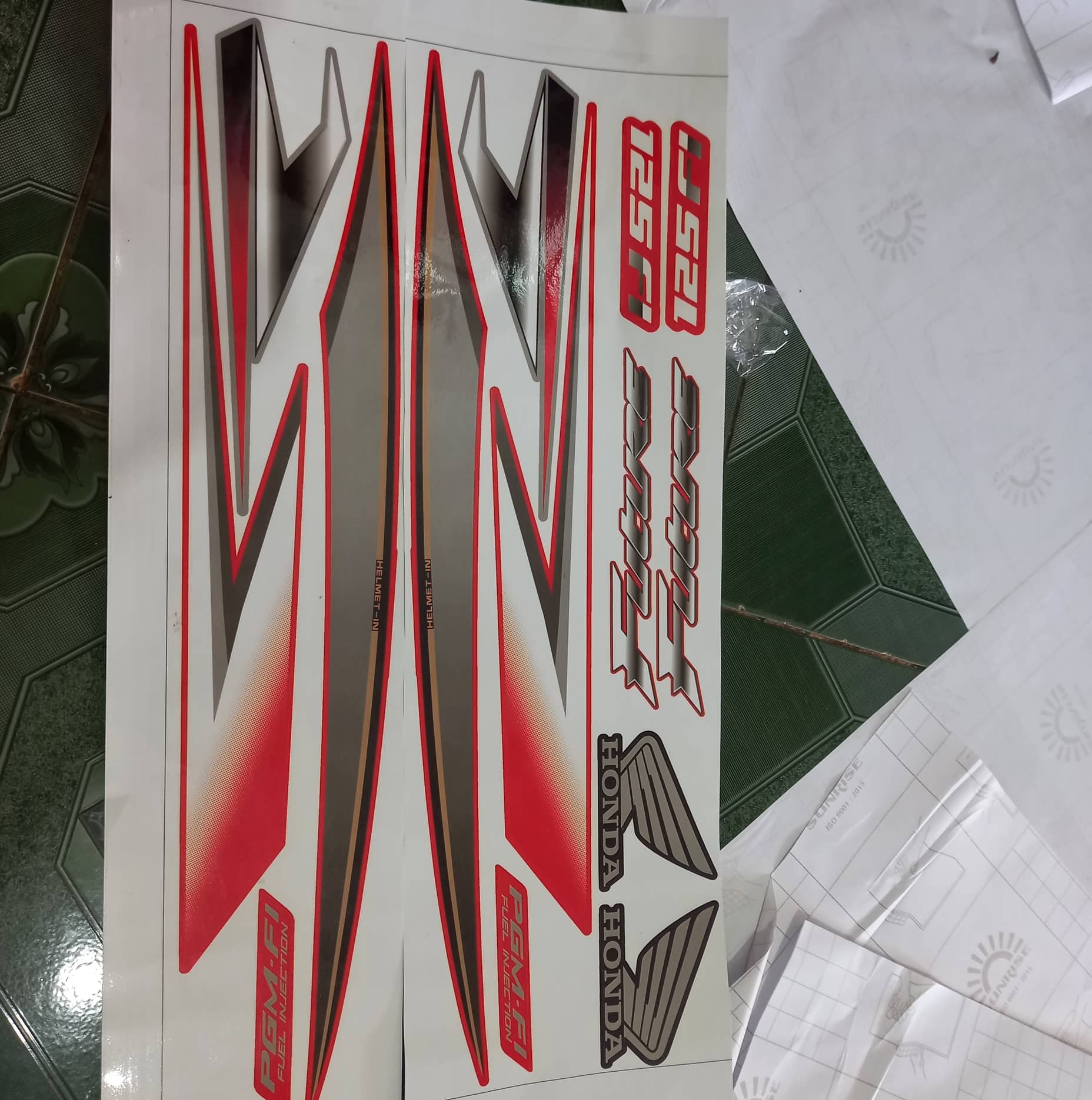 Tem rời future 125 fi đỏ bạc