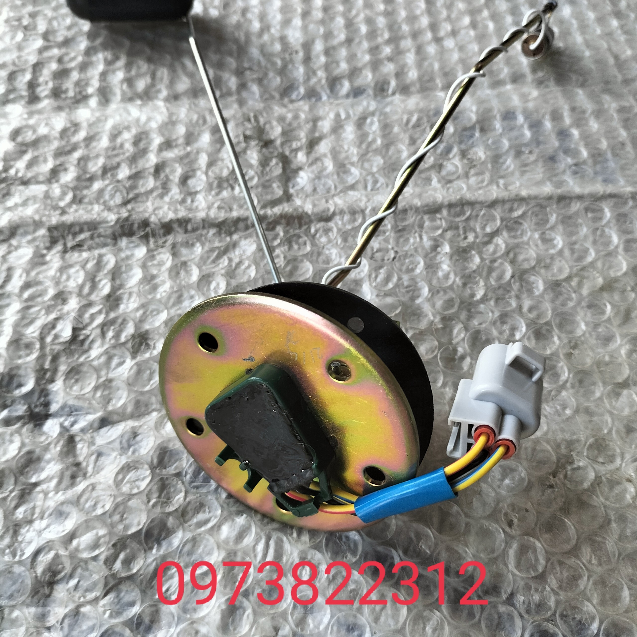 Phao báo xăng Zace ( Giá 1 Chiếc )