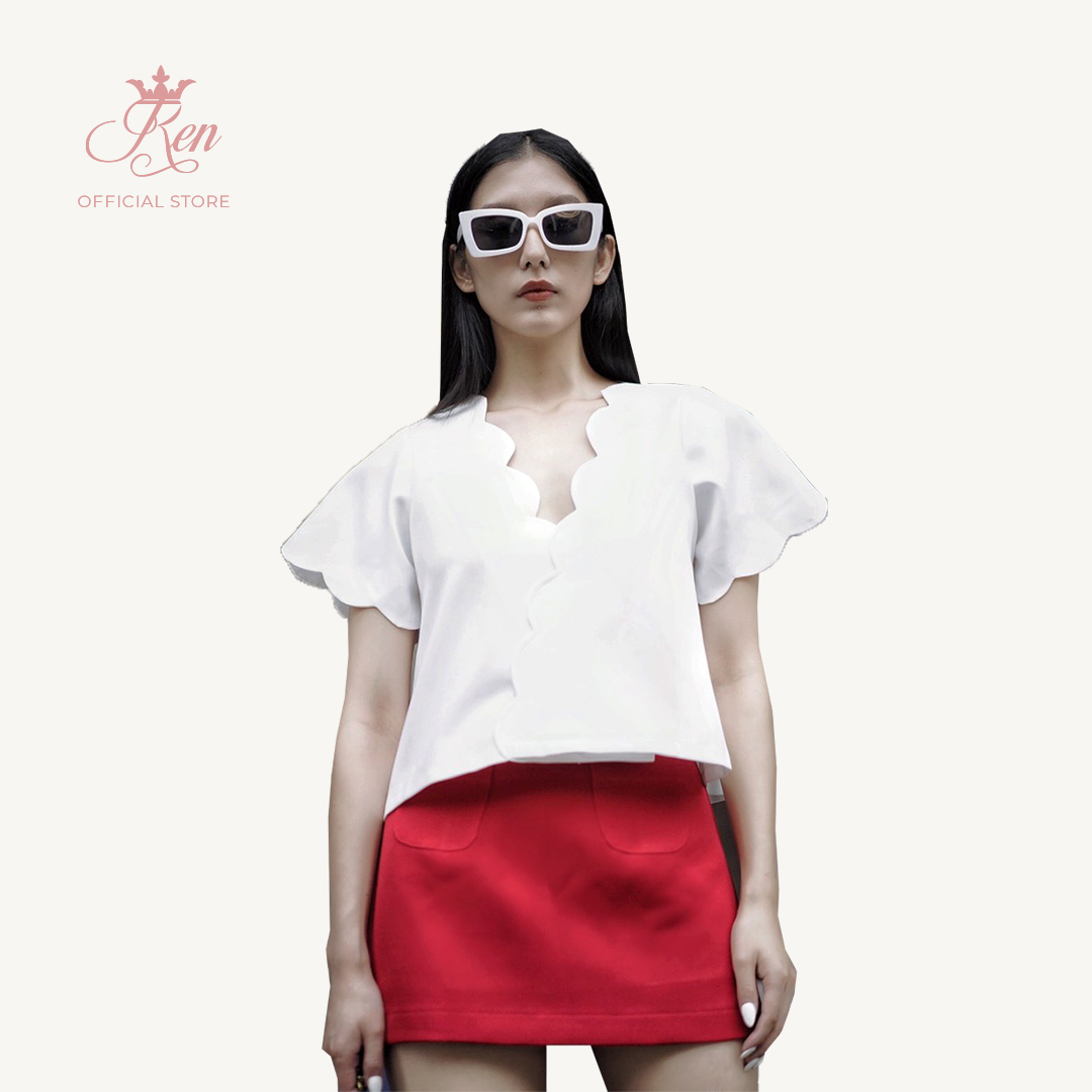 REN BY TEE - Áo Cổ Cánh Hoa Tay Ngắn