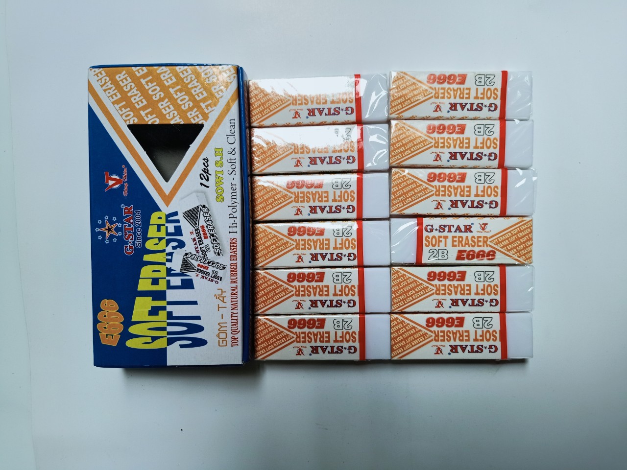 HỘP 12 CỤC GÔM MÀU E-666 ĐEN/TRẮNG G-STAR