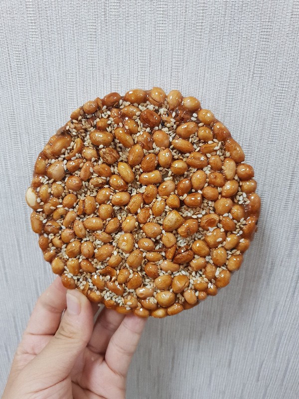 3 bịch kẹo đậu phộng 200gr mỗi bịch