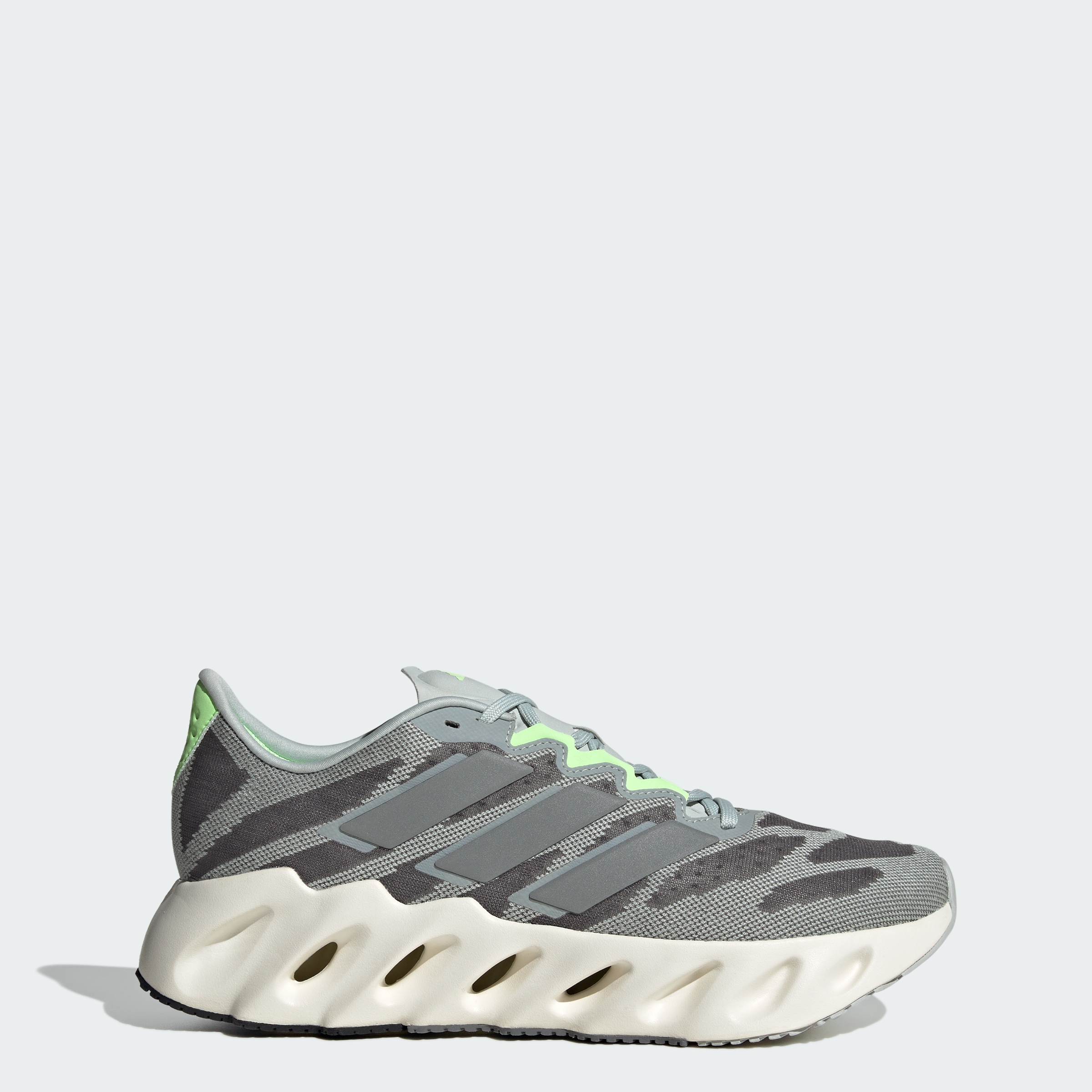 Adidas chạy giày chạy bộ switch fwd nam xám id2635