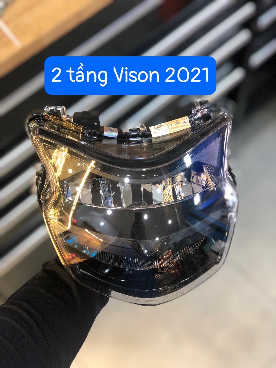 Đèn trước 2 tầng zhipat Vison 2021