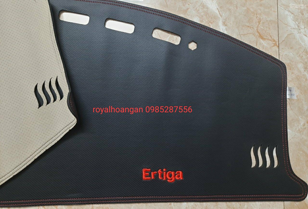 thảm taplo da vân cacbon suzuki ertiga 2019 - 2024