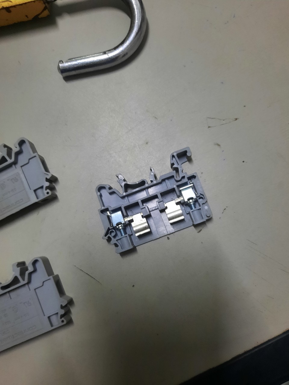 CẦU ĐẤU DÂY ( DOMINO TÉP) CẦU CHÌ CSFL 4mm2- CONNECTWELL - Ấn Độ