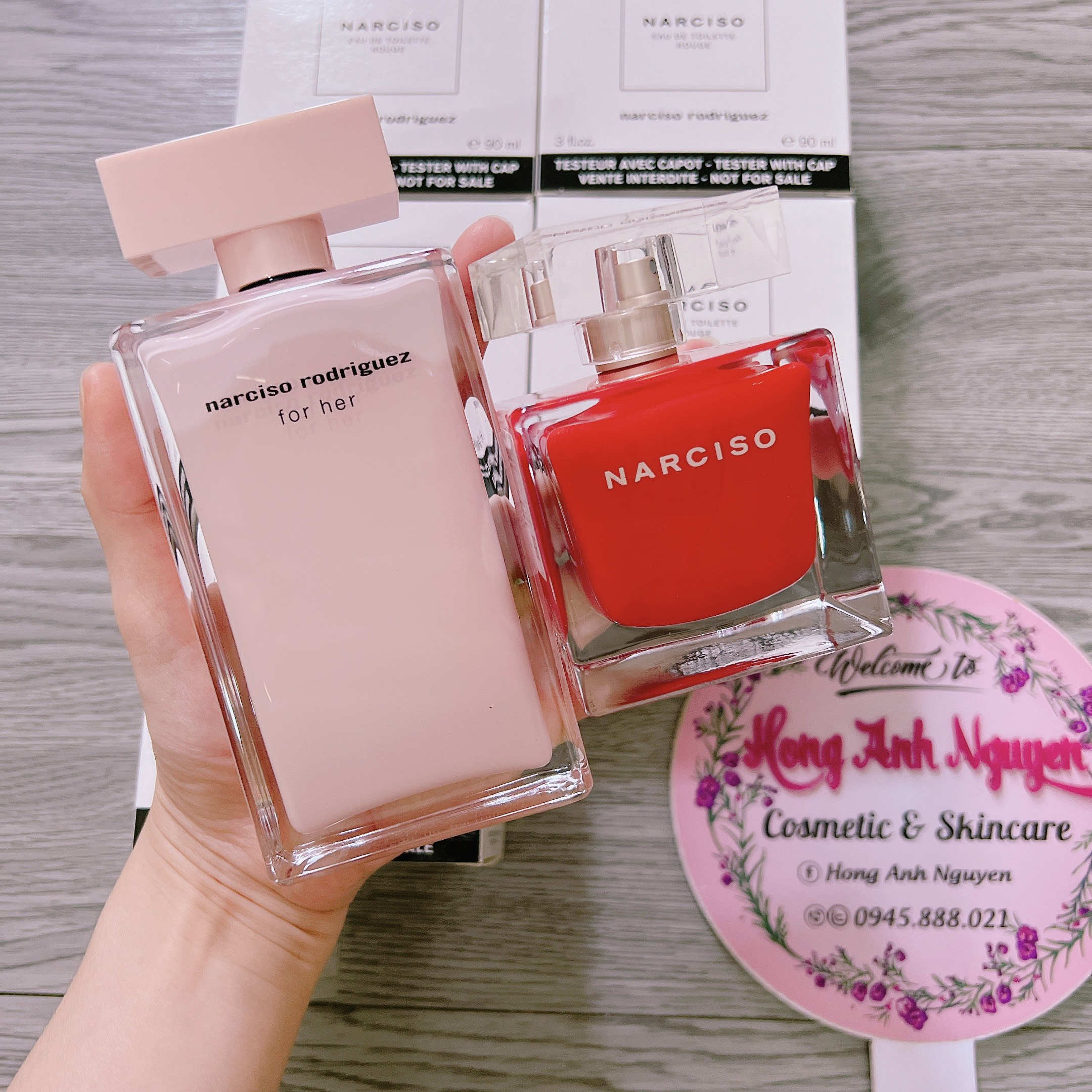 Nước Hoa Narciso hồng nhạt và Narciso đỏ