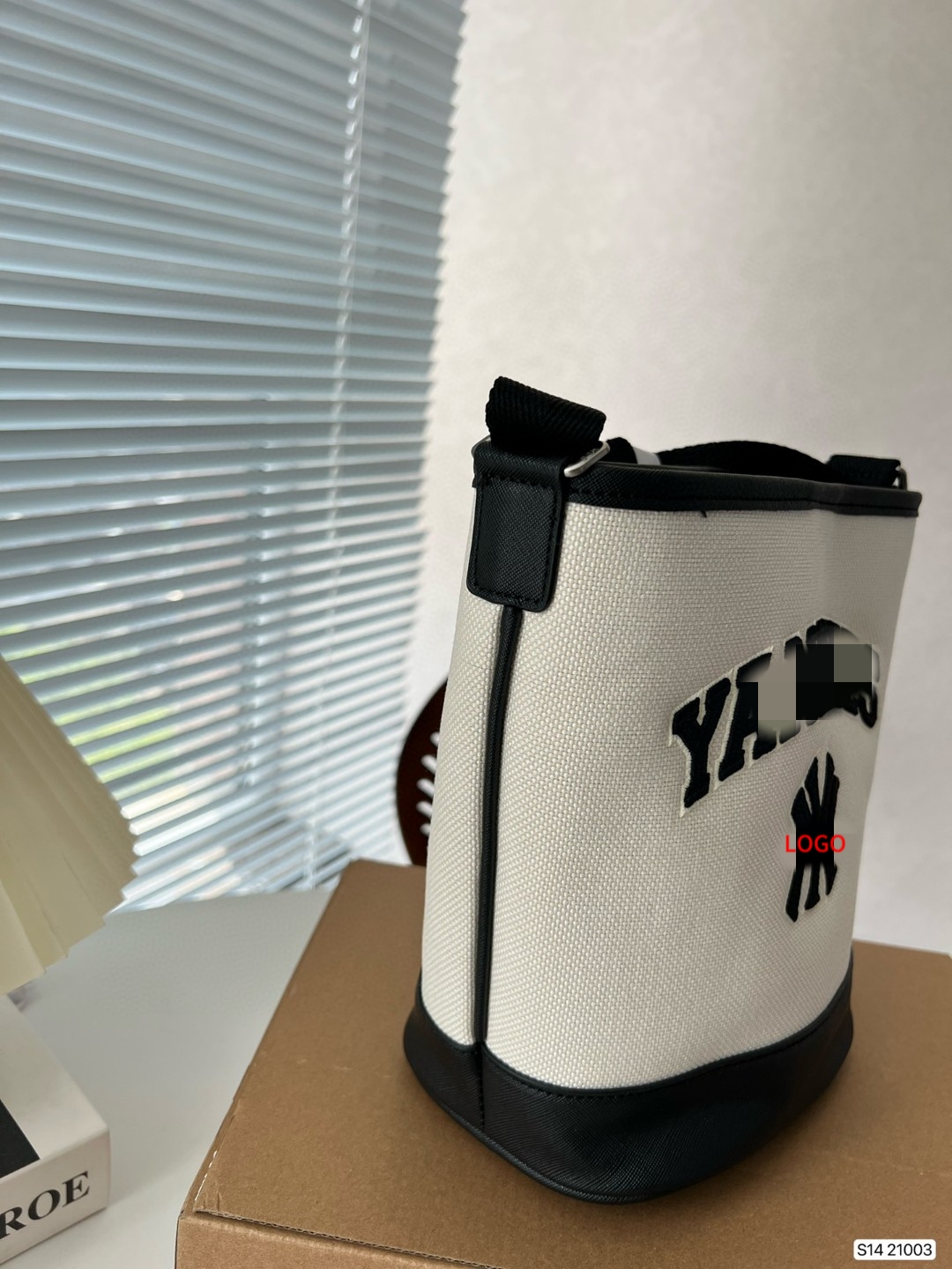 BAOBAO shoulder bag，ladies bag，messenger bag，large capacity bag.