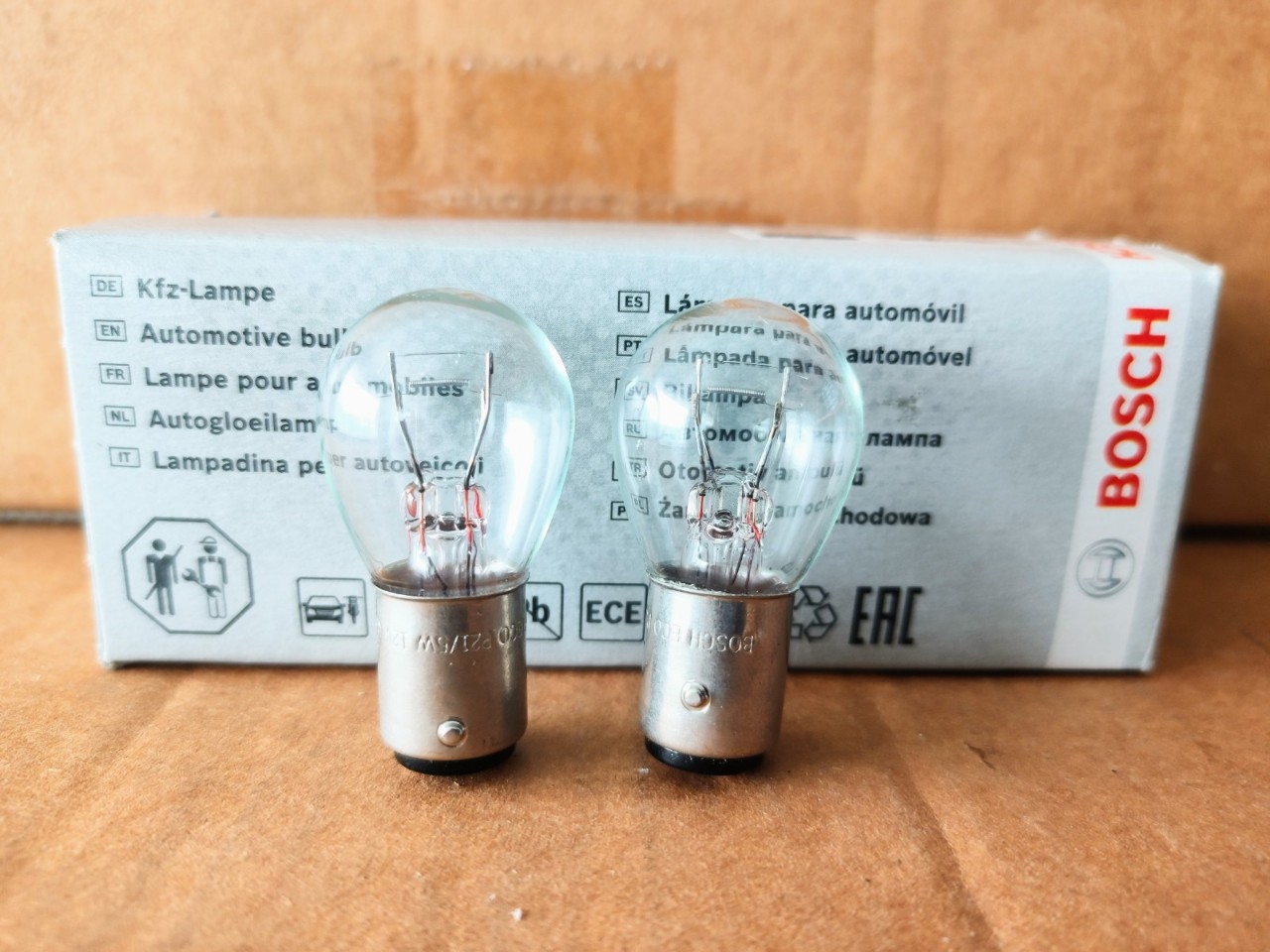 Bóng Đèn Tín Hiệu .Bosch. P21/5W (2Tim) 12V 21/5W
