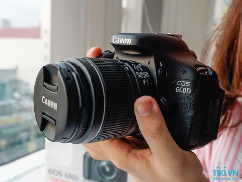 [Trả góp 0%]Máy ảnh Canon 600d + lens 18-55mm IS – 18.0 Megapixels – Quay Full HD – Đẹp 95%