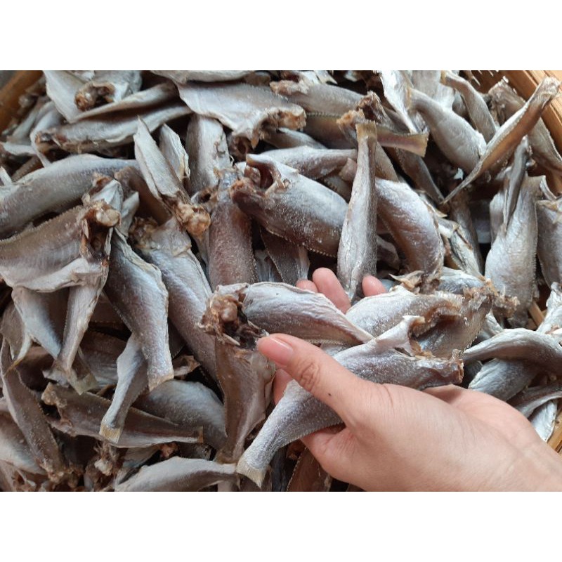 Khô Cá Đù-Khô cá đù chấy tỏi thơm lừng gian bếp - Khô Cá Đù