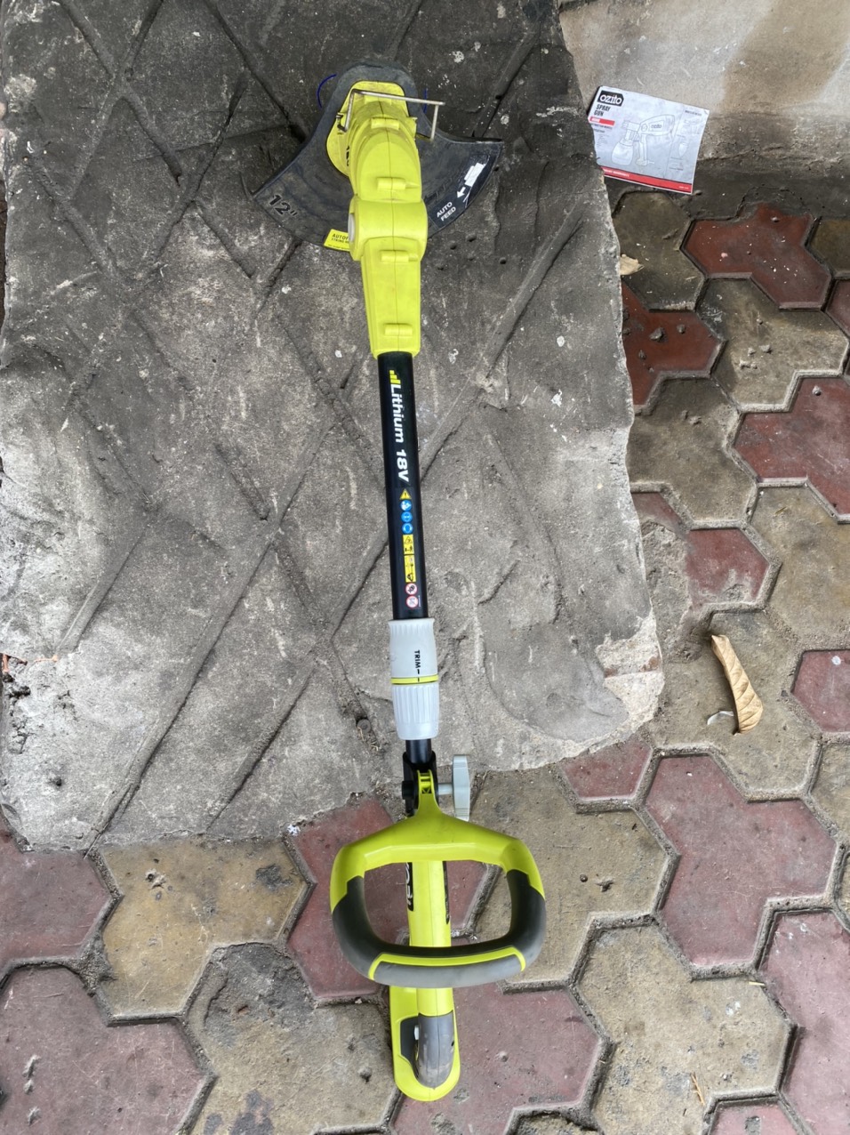 THÂN MÁY CẮT CỎ RYOBI 18V OLT1830
