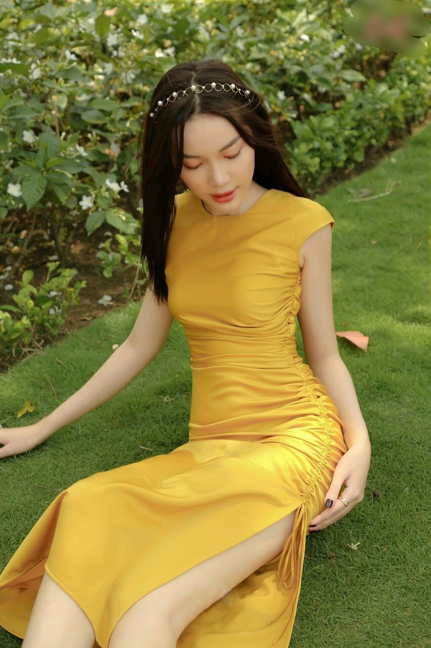 Váy body tay cộc rúm eo - Hàng đẹp
