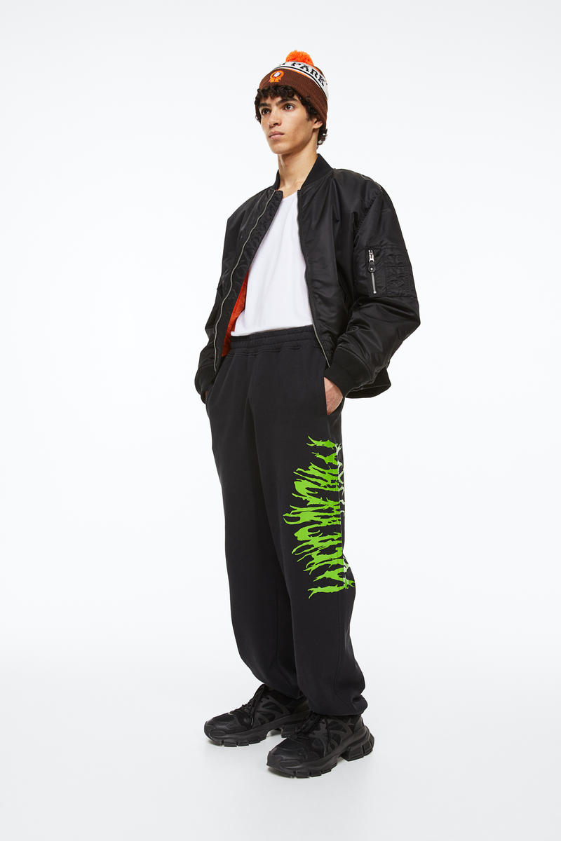 H&M - Loose Fit Printed sweatpants - Black Dark