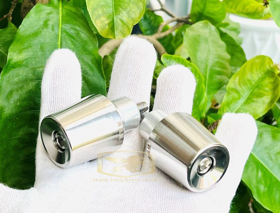 Cặp gù Tay Lái kiểu SH350i TH Inox 304 CNC phay gắn nhiều loại xe máy hàng chất Lượng đúng INOX304 CNC Nặng 300g chống rung tay lái