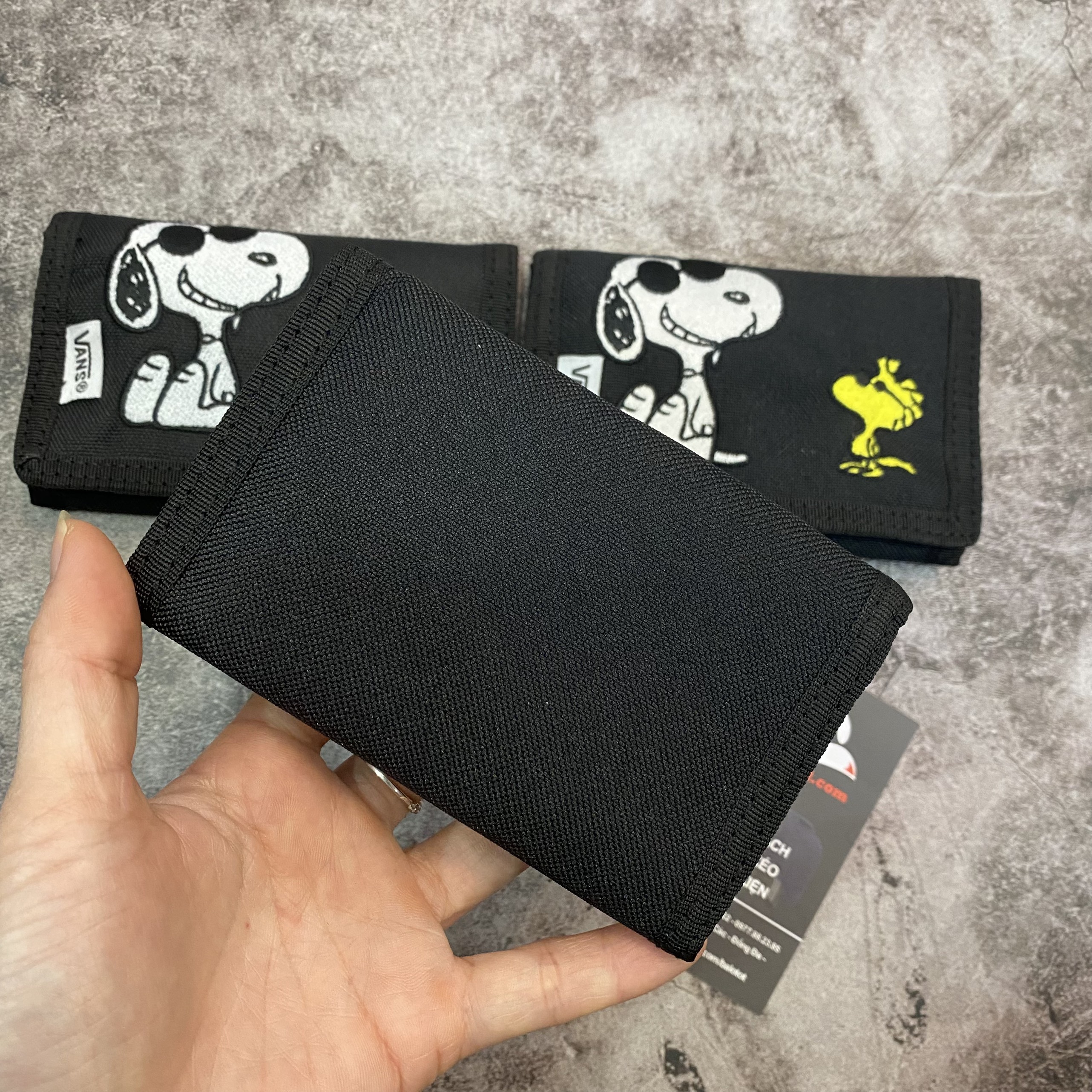 Ví x Peanuts Slipped Black Wallet
