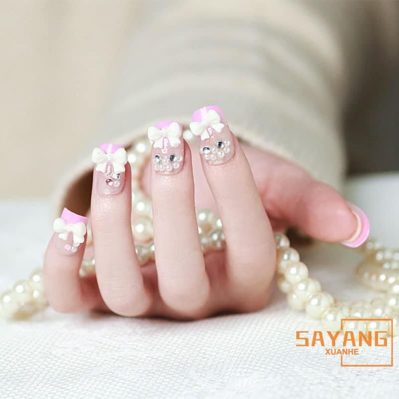 Bộ 24 Móng tay giả , nail giả A14 ( Keo sẵn sau các móng tay )
